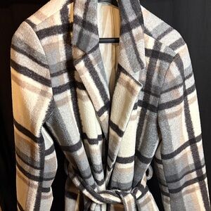 Cozy Women's Plaid Belted Long Jacket